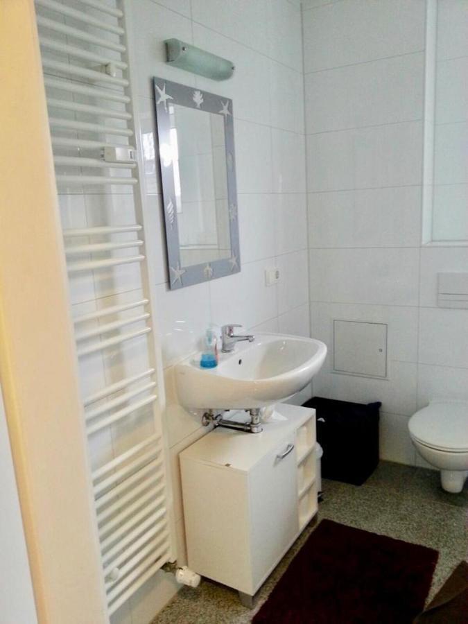 Ingrids Ferienwohnung Mit Balkon In Thiede Naehe See Salzgitter Exteriör bild